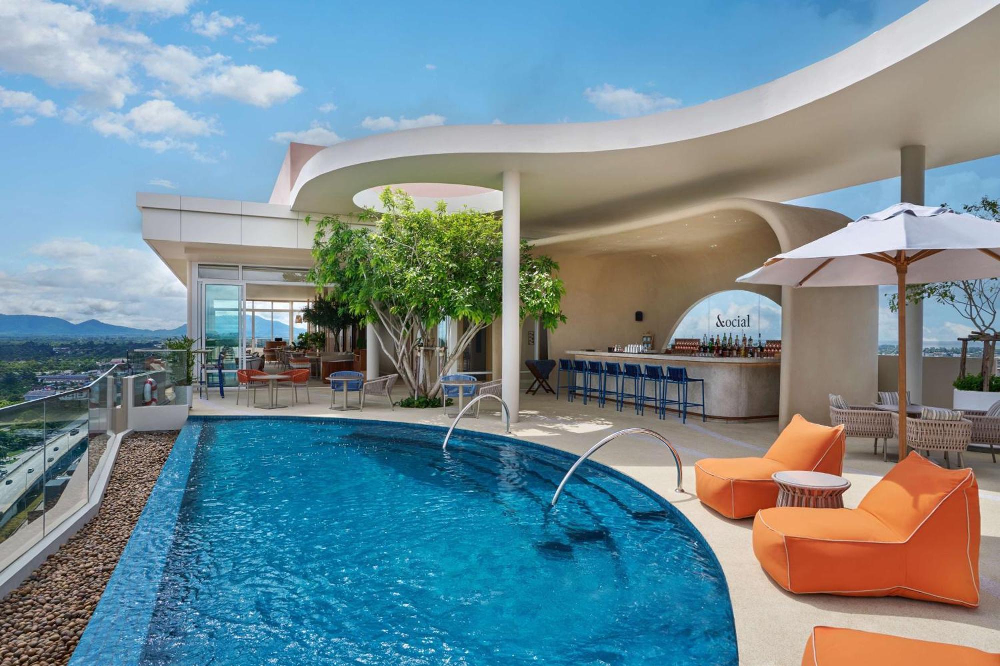 Hilton Garden Inn Rayong Bagian luar foto